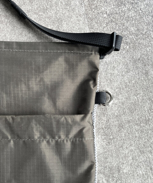 CPCM（シーピーシーエム）の「2WAYリップナイロンメッシュショルダー（ショルダーバッグ・メンズ・ライム/オレンジ/ネイビー/カーキ/ブラック・FREE）」の11枚目の写真