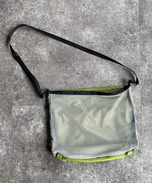 CPCM（シーピーシーエム）の「2WAYリップナイロンメッシュショルダー（ショルダーバッグ・メンズ・ライム/オレンジ/ネイビー/カーキ/ブラック・FREE）」の14枚目の写真