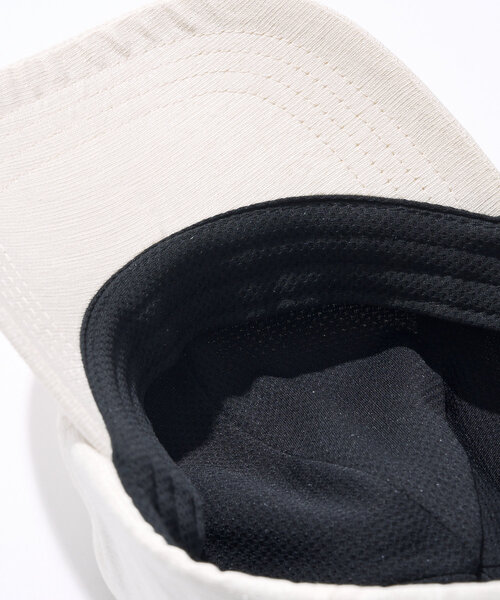 un dix cors（アンディコール）の「冷感裏地シャイニーキャップ（キャップ・レディース・アイボリー/ブラック・FREE）」の8枚目の写真
