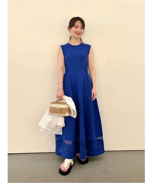 allureville 半袖ワンピース　青 allureville（アルアバイル）の「リネンライクオックスフロント