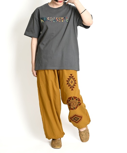 MARAI(マーライ)の「半袖Tシャツ ロゴTシャツ バックプリント(Tシャツ/カットソー・レディース・ベージュ/グレー/ホワイト/ブラック・FREE)」の21枚目の写真