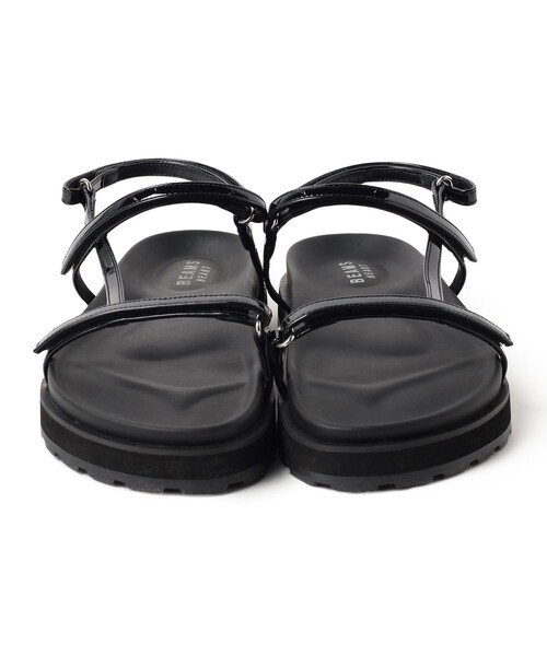 BEAMS HEART（ビームスハート）の「エナメル 細ライン サンダル（サンダル・レディース・ブラック/ブラウン/ピンク・SMALL/MEDIUM/LARGE）」の4枚目の写真