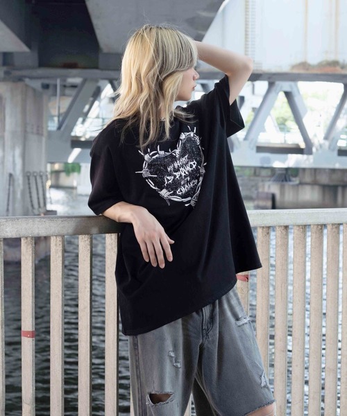 Whinny(ホワイニー)の「Whinny/束縛ダイナマイティー(Tシャツ/カットソー・レディース・ホワイト/サックスブルー/ブラック・FREE)」の8枚目の写真