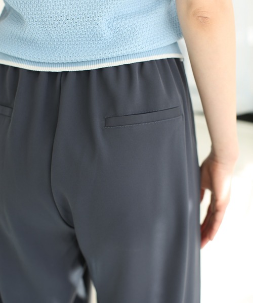 fifth(フィフス)の「リラックスワイドパンツ(その他パンツ・レディース・ブラック/グレイッシュベージュ/チャコールグレー・XS/M)」の9枚目の写真