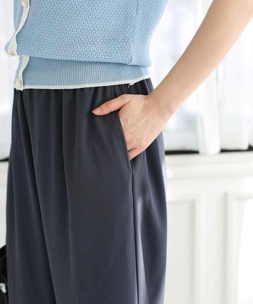 fifth(フィフス)の「リラックスワイドパンツ(その他パンツ・レディース・ブラック/グレイッシュベージュ/チャコールグレー・XS/M)」の8枚目の写真
