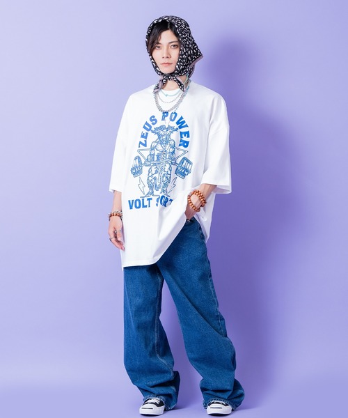 a.p.o.v.（エーピーオービー）の「a.p.o.v. アメカジライクコミカルゼウス＆ロゴオーバーサイズTシャツ（Tシャツ/カットソー・メンズ・ネイビー/ブラック/ホワイト・ONESIZE）」の5枚目の写真