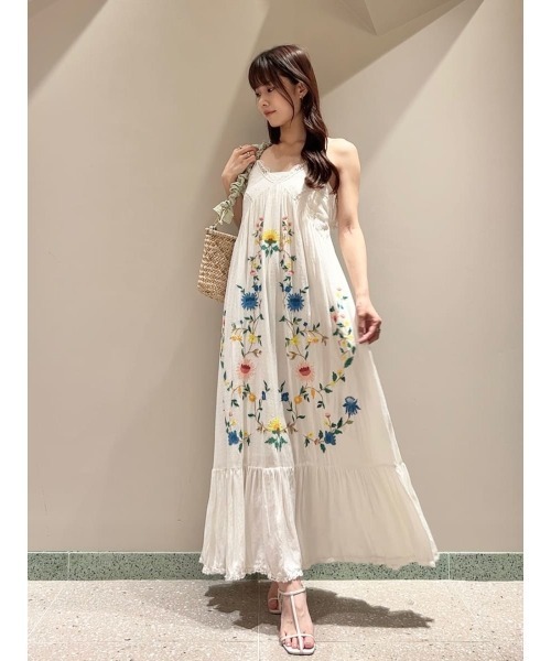 snidel スナ フラワーエンブロイダリーマキシワンピース 25ss フラワーエンブロイダリーマキシワンピース（ワンピース