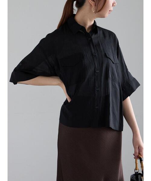 Te chichi（テチチ）の「ハーフスリーブWポケットシアーシャツ（シャツ/ブラウス・レディース・カーキ/ベージュ/ブラック・F）」の6枚目の写真