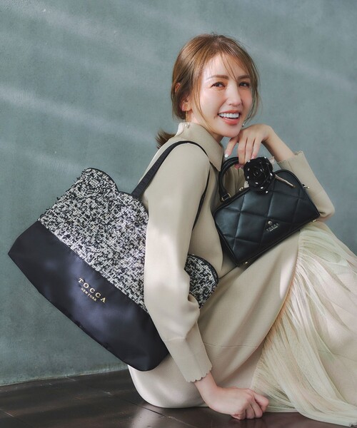TOCCA(トッカ)の「DEAR EMILY BAG サブバッグ(トートバッグ・レディース・ブラック系/スカイブルー系/アイボリー系/ブラック系5・F)」の2枚目の写真
