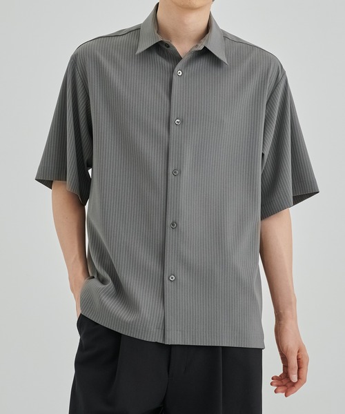 UNITED TOKYO ウエストタイシャツ　ストライプ柄半袖シャツ UNITED TOKYO ウエストタイシャツ ストライプ柄半袖シャツ UNITED