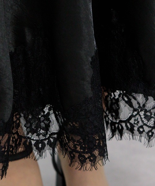 セール】裾レース サテンフレアロングスカート（スカート）｜pumpkin