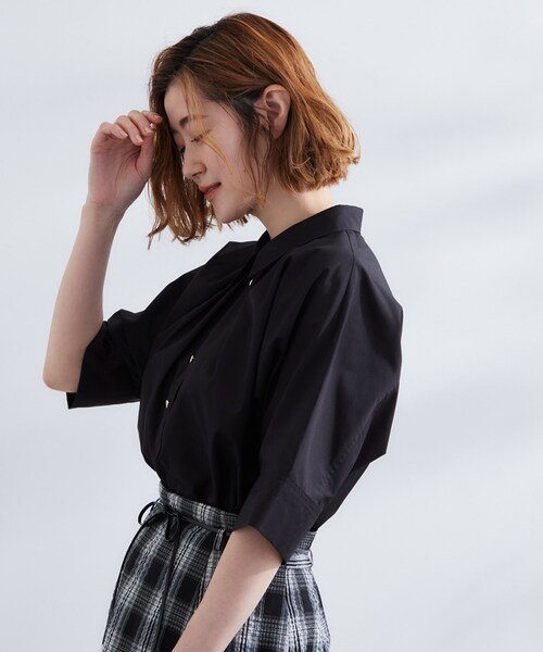 grove(グローブ)の「【サスティナブル原料】衿付きドルマンタックシャツ(シャツ/ブラウス・レディース・オフホワイト/カーキ/ブラック・02/03/01/05/04)」の9枚目の写真