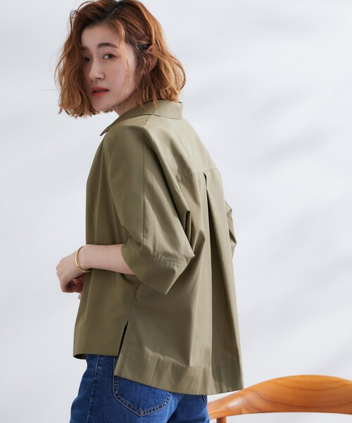 grove(グローブ)の「【サスティナブル原料】衿付きドルマンタックシャツ(シャツ/ブラウス・レディース・オフホワイト/カーキ/ブラック・02/03/01/05/04)」の12枚目の写真
