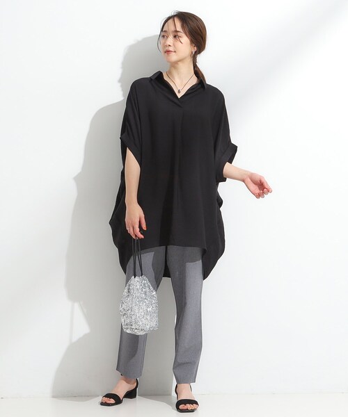 SHOO・LA・RUE（シューラルー）の「【ひんやり】すっきりきれいに体型カバー コクーンシルエットワンピース（チュニック・レディース・ブラック/ライトブルー/アイボリー/オレンジ系・04/01/03/02）」の19枚目の写真