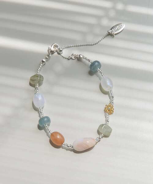 SMELLY(スメリー)の「ビーズカラーガラスブレスレット(ブレスレット・レディース・シルバー系その他・-)」の3枚目の写真