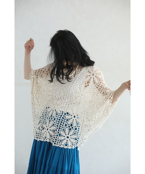 cawaii(カワイイ)の「連なる花のドルマンクロシェプルオーバートップス(Tシャツ/カットソー・レディース・ベージュ・FREE)」の11枚目の写真