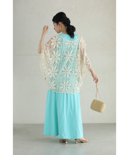 cawaii(カワイイ)の「連なる花のドルマンクロシェプルオーバートップス(Tシャツ/カットソー・レディース・ベージュ・FREE)」の12枚目の写真