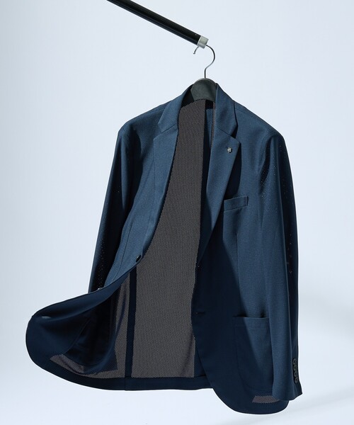 ABAHOUSE（アバハウス）の「【セットアップ対応/FLEX JACKET】トリコット メッシュジャケット / サマージャケット / ストレッチ 軽量 防シワ性（テーラードジャケット・メンズ・グレイッシュベージュ/ダークネイビー/ブラック・44/46/48/50）」の3枚目の写真