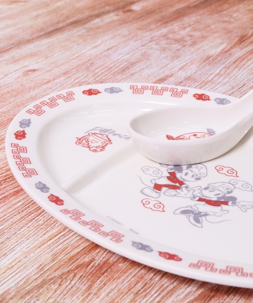 sanrio(サンリオ)の「(SK)【Disney & sanrio】おうちで楽しむ町中華 メラミン製 ギョーザ皿(食器・レディース・ホワイト/オフホワイト・ONE SIZE)」の1枚目の写真