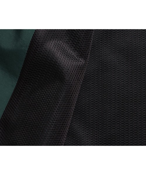 ROTAR(ローター)の「Nylon Windbreaker(ナイロンジャケット・メンズ・グリーン/ブラック・X-LARGE/LARGE/MEDIUM)」の10枚目の写真