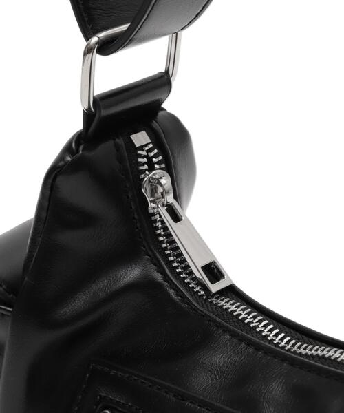 WEGO(ウィゴー)の「WEGO/キラキラチャーム付きベルトショルダー(ショルダーバッグ・レディース・ブラック/ブラック系その他・FREE)」の18枚目の写真