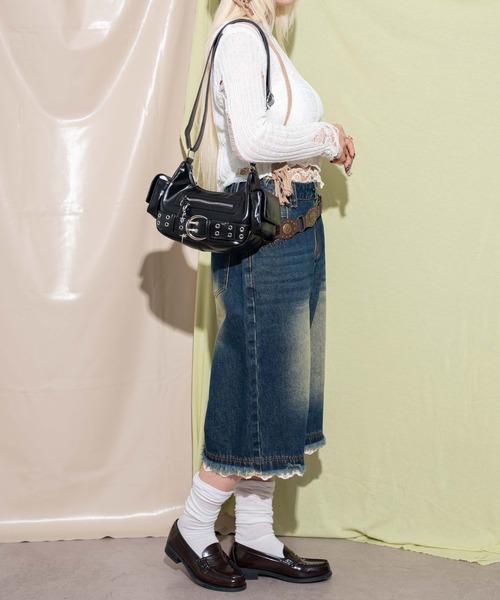 WEGO(ウィゴー)の「WEGO/キラキラチャーム付きベルトショルダー(ショルダーバッグ・レディース・ブラック/ブラック系その他・FREE)」の8枚目の写真