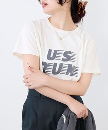 REMI RELIEF | 【REMI RELIEF】別注- "US RUN"SP加工ロゴT-shirt(Tシャツ/カットソー)