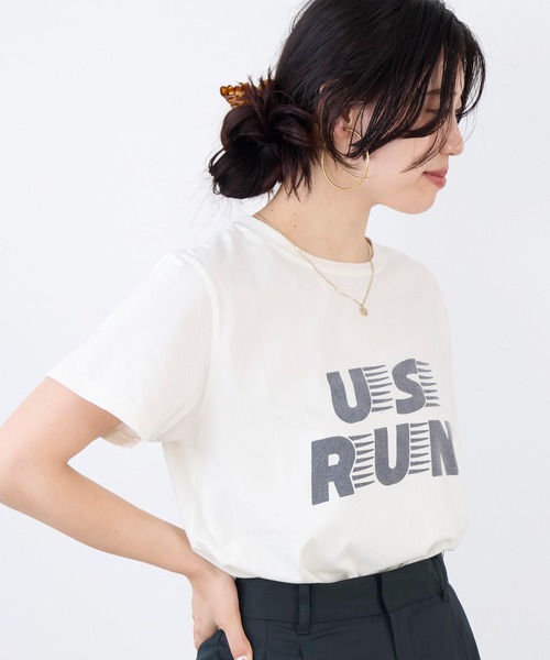 REMI RELIEF（レミレリーフ）の「【REMI RELIEF】別注- "US RUN"SP加工ロゴT-shirt（Tシャツ/カットソー・レディース・ブラック/オフホワイト・FREE）」の6枚目の写真