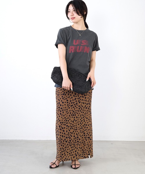 REMI RELIEF（レミレリーフ）の「【REMI RELIEF】別注- "US RUN"SP加工ロゴT-shirt（Tシャツ/カットソー・レディース・ブラック/オフホワイト・FREE）」の14枚目の写真