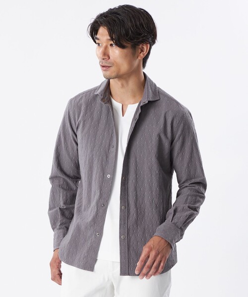 EPOCA UOMO(エポカウォモ)の「アラベスクシャツ(シャツ/ブラウス・メンズ・ホワイト/パープル系その他4/ダークネイビー・46/48)」の3枚目の写真
