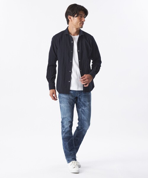 EPOCA UOMO(エポカウォモ)の「アラベスクシャツ(シャツ/ブラウス・メンズ・ホワイト/パープル系その他4/ダークネイビー・46/48)」の5枚目の写真