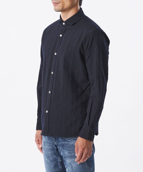 EPOCA UOMO(エポカウォモ)の「アラベスクシャツ(シャツ/ブラウス・メンズ・ホワイト/パープル系その他4/ダークネイビー・46/48)」の8枚目の写真