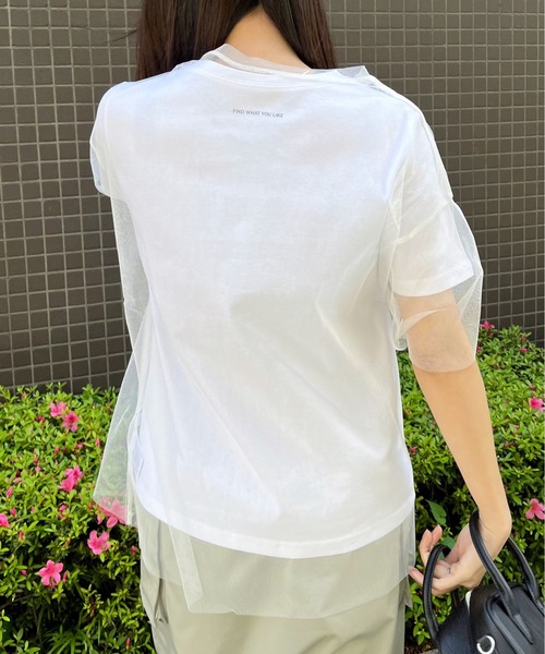 &soiree(アンドソワレ)の「ロゴT×チュールT コンパクトアンサンブル(Tシャツ/カットソー・レディース・ブラック/オフホワイト・FREE)」の5枚目の写真