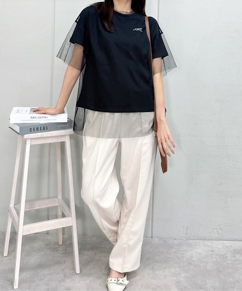 &soiree(アンドソワレ)の「ロゴT×チュールT コンパクトアンサンブル(Tシャツ/カットソー・レディース・ブラック/オフホワイト・FREE)」の11枚目の写真