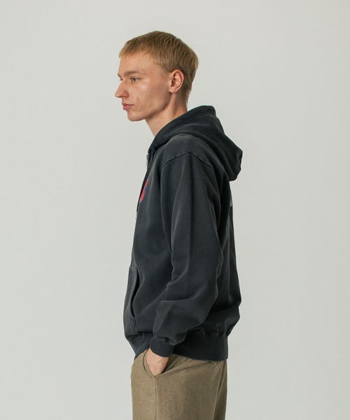 SILAS(サイラス)の「STICKER BOMB ZIP HOODIE(パーカー・メンズ・ブラウン/ブラック/グリーン・L/M/XL)」の6枚目の写真