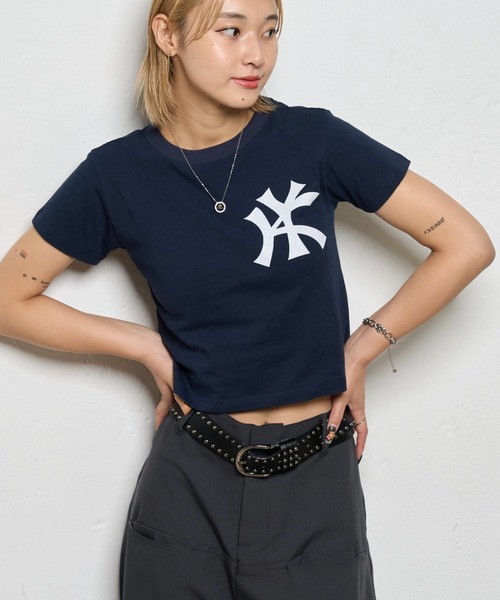 WHO'S WHO gallery（フーズフーギャラリー）の「KOOKYN KYロゴTEE（Tシャツ/カットソー・メンズ・バーガンディー/ホワイト/ブラック/ネイビー・SMALL/MEDIUM/LARGE/X-SMALL）」の10枚目の写真