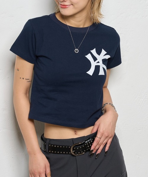 WHO'S WHO gallery（フーズフーギャラリー）の「KOOKYN KYロゴTEE（Tシャツ/カットソー・メンズ・バーガンディー/ホワイト/ブラック/ネイビー・SMALL/MEDIUM/LARGE/X-SMALL）」の11枚目の写真