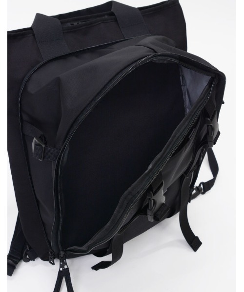 master-piece（マスターピース）の「master-piece / squared バックパック / No.224101（バックパック/リュック・メンズ・ブラック/イエロー・FREE）」の8枚目の写真