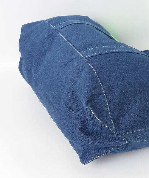 THE MILES(ザ マイルズ)の「WEEKEND(ER) SAFETY DENIM TOTE(トートバッグ・メンズ・ブラック/インディゴブルー/ライトインディゴブルー・FREE)」の5枚目の写真
