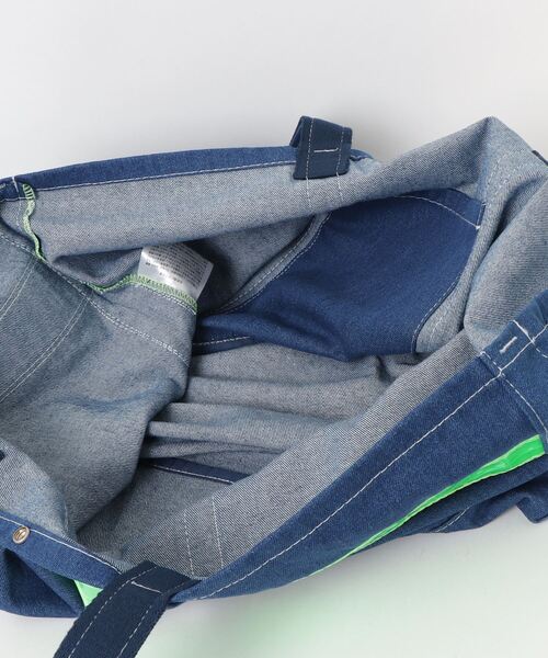 THE MILES(ザ マイルズ)の「WEEKEND(ER) SAFETY DENIM TOTE(トートバッグ・メンズ・ブラック/インディゴブルー/ライトインディゴブルー・FREE)」の6枚目の写真