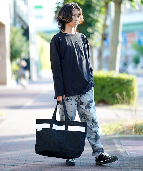 THE MILES(ザ マイルズ)の「WEEKEND(ER) SAFETY DENIM TOTE(トートバッグ・メンズ・ブラック/インディゴブルー/ライトインディゴブルー・FREE)」の13枚目の写真