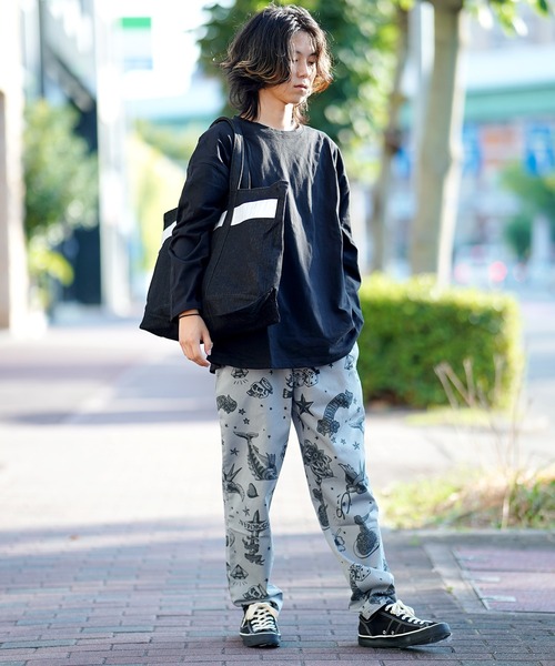 THE MILES(ザ マイルズ)の「WEEKEND(ER) SAFETY DENIM TOTE(トートバッグ・メンズ・ブラック/インディゴブルー/ライトインディゴブルー・FREE)」の14枚目の写真