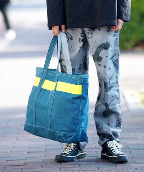 THE MILES(ザ マイルズ)の「WEEKEND(ER) SAFETY DENIM TOTE(トートバッグ・メンズ・ブラック/インディゴブルー/ライトインディゴブルー・FREE)」の20枚目の写真