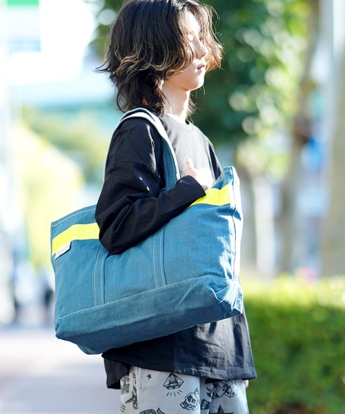 THE MILES(ザ マイルズ)の「WEEKEND(ER) SAFETY DENIM TOTE(トートバッグ・メンズ・ブラック/インディゴブルー/ライトインディゴブルー・FREE)」の22枚目の写真
