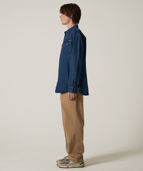 Eddie Bauer(エディーバウアー)の「アドベンチャー 4シーズン 長袖 デニムシャツ(シャツ/ブラウス・メンズ・インディゴブルー/ライトブルー・S/M/L/XL/XXL)」の5枚目の写真