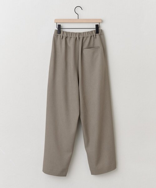 DISCOAT（ディスコート）の「【ユニセックス】カルゼタックワイドパンツ（スラックス・レディース・グレイッシュベージュ/ダークブラウン・MEDIUM/LARGE）」の15枚目の写真