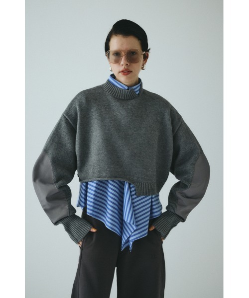 HeRIN.CYE(ヘリンドットサイ)の「Asymmetrry hem knit tops アシンメトリーヘムニットトップス(ニット/セーター・レディース・レッド/オフホワイト/グレー/ネイビー・FREE)」の3枚目の写真