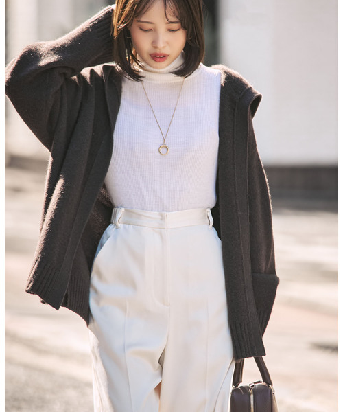 Noble(ノーブル)の「YAKフーディーカーディガン(カーディガン/ボレロ・レディース・チャコールグレー/ホワイト系その他・FREE)」の17枚目の写真