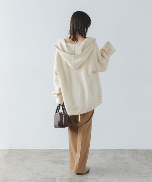 Noble(ノーブル)の「YAKフーディーカーディガン(カーディガン/ボレロ・レディース・チャコールグレー/ホワイト系その他・FREE)」の8枚目の写真