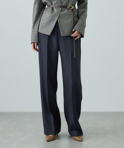 ROPE'(ロペ)の「センタープレスパンツ(トリアセテートツイル/デニムライク)(その他パンツ・レディース・ベージュ/レッド/ブルー・38/36)」の1枚目の写真